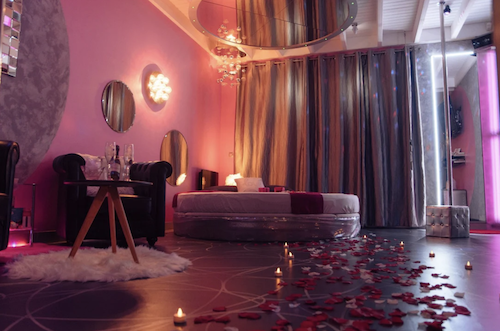 love hotel romantique