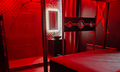 La Maison Défendue - _La Cage Dorée