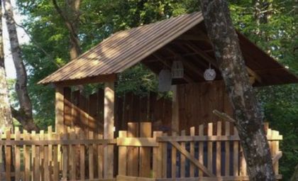Cabane Perchée avec Spa (Bergerac) — love room à Lamonzie Saint Martin