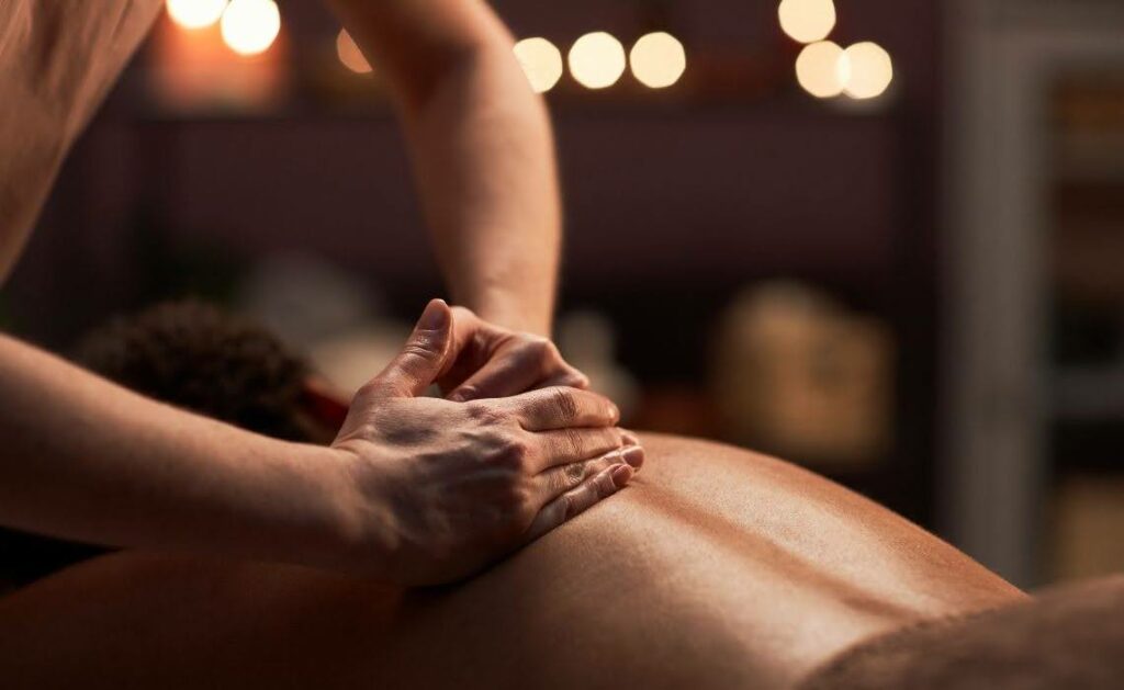 Massage tantrique : LA pratique pour une connexion complète avec sa moitié ! 🙏