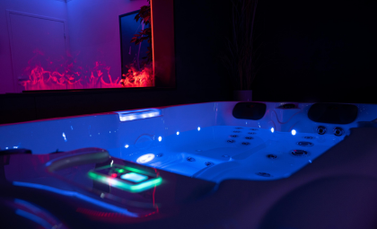 La Nuit Des Secrets — love room à Roquebrune Argens