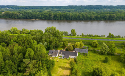 La Longère — love room à La Chapelle-sur-loire