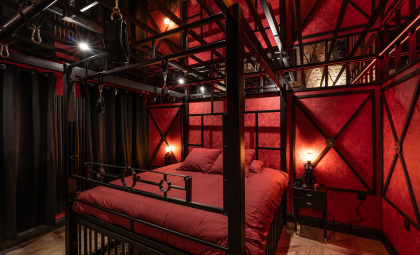 Le Donjon — love room à Anse