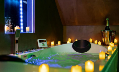 La Forêt Enchantée — love room à Schirrhein