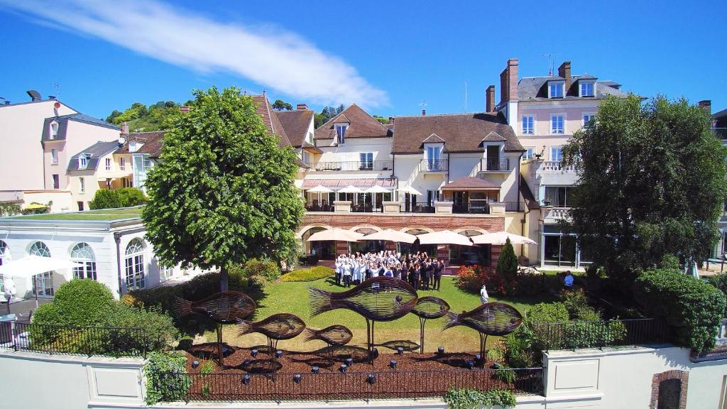 Hôtel La Côte Saint Jacques — love room à Joigny