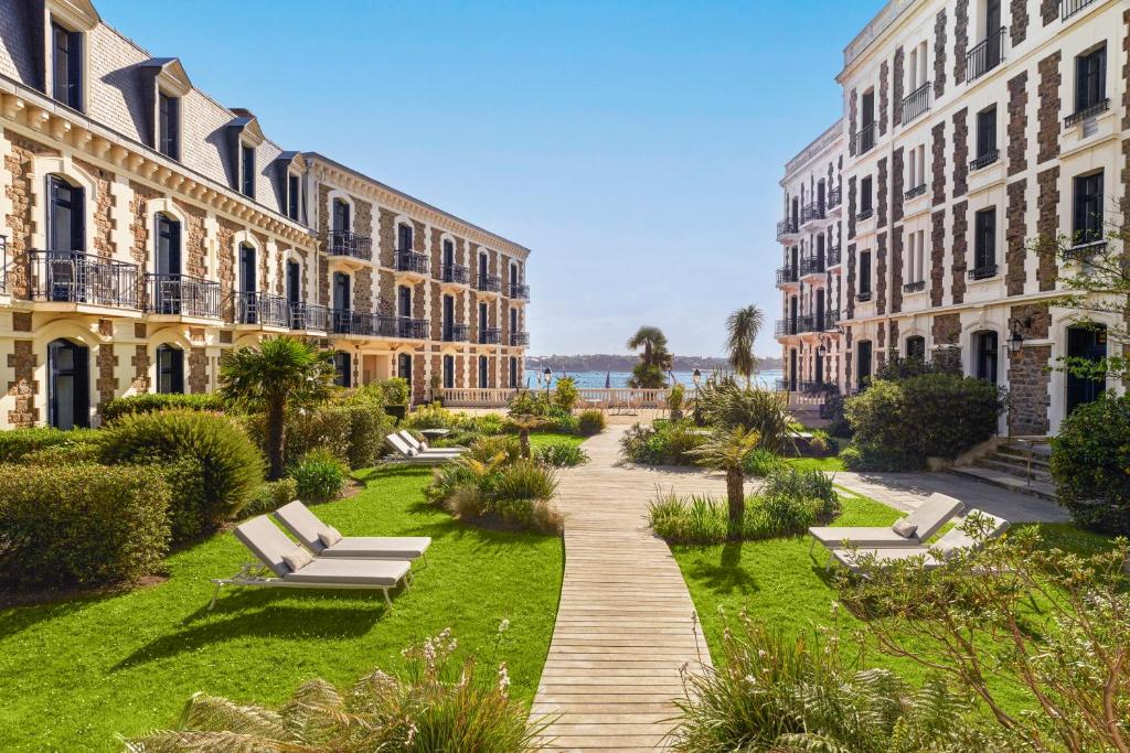 Le Grand Hôtel Dinard — love room à Dinard
