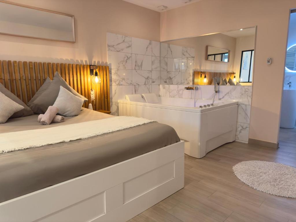 Le Nid de la Chouette — love room à Dijon