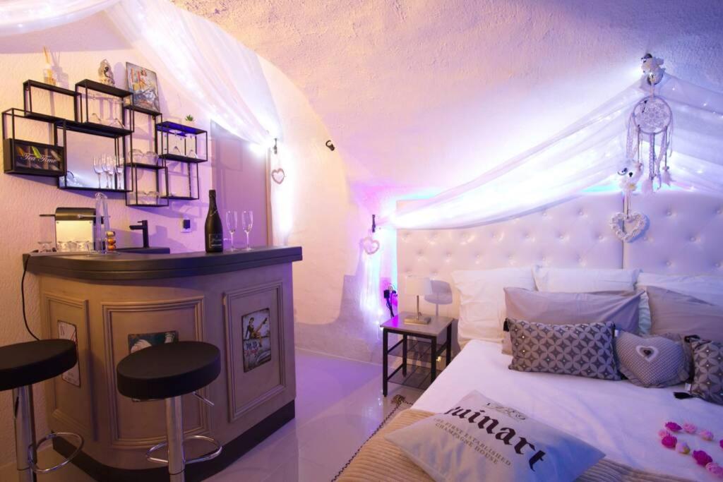 Les Secrets d'Alcôve — love room à Aix-en-Provence