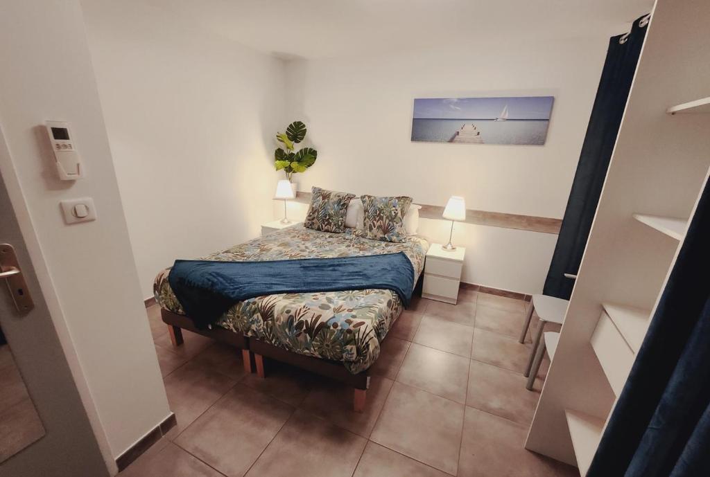 PRESTIGE — love room à La Ciotat