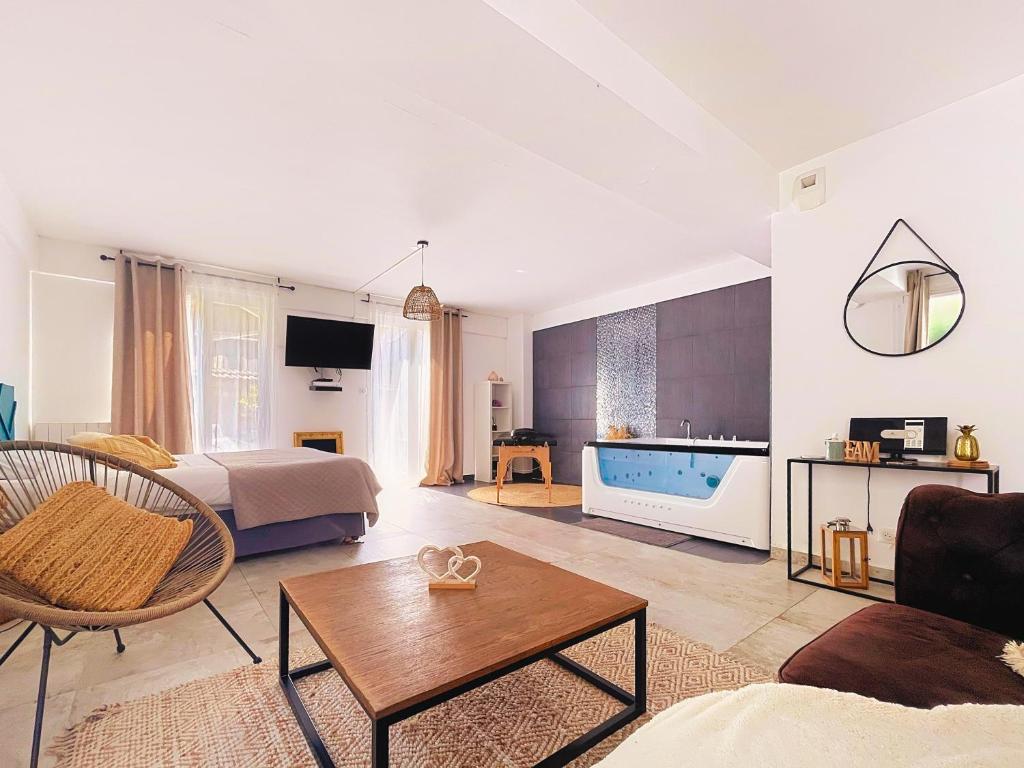 Suite & Spa — love room à Dijon
