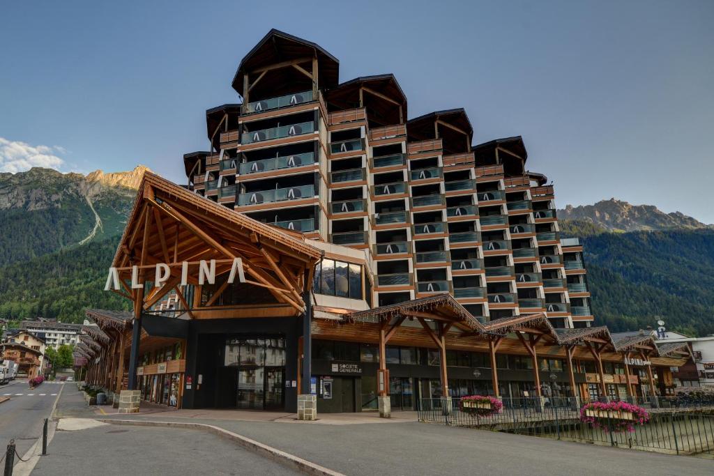 Hôtel Alpina — love room à Chamonix Centre