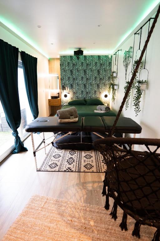 Capsule Thaïlande — love room à Valenciennes