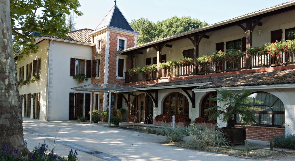 Relais de la Poste — love room à Magescq