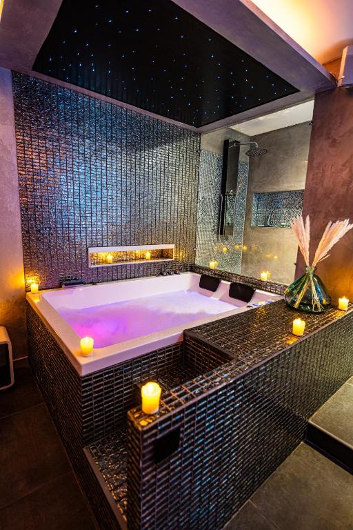 Suite Romantique Narbonne — love room à Narbonne