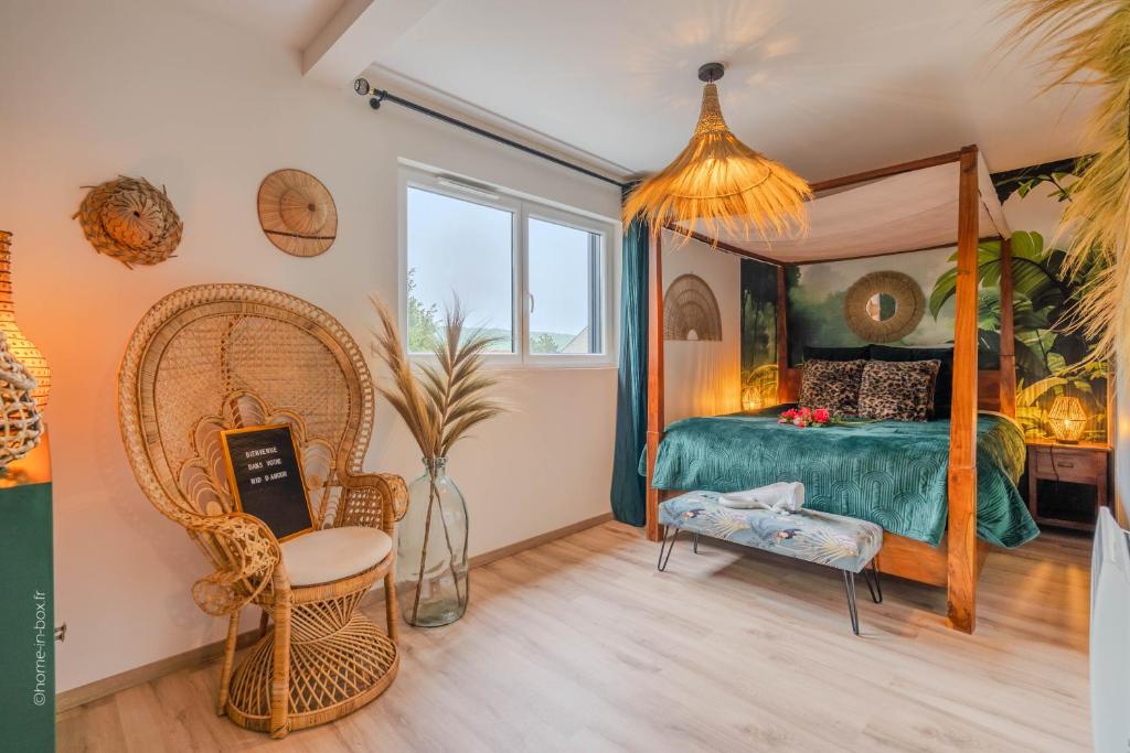 Lodge de la Jungle — love room à Nanteuil-lès-Meaux