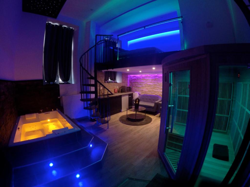 Spa privatif love room — love room à Dijon