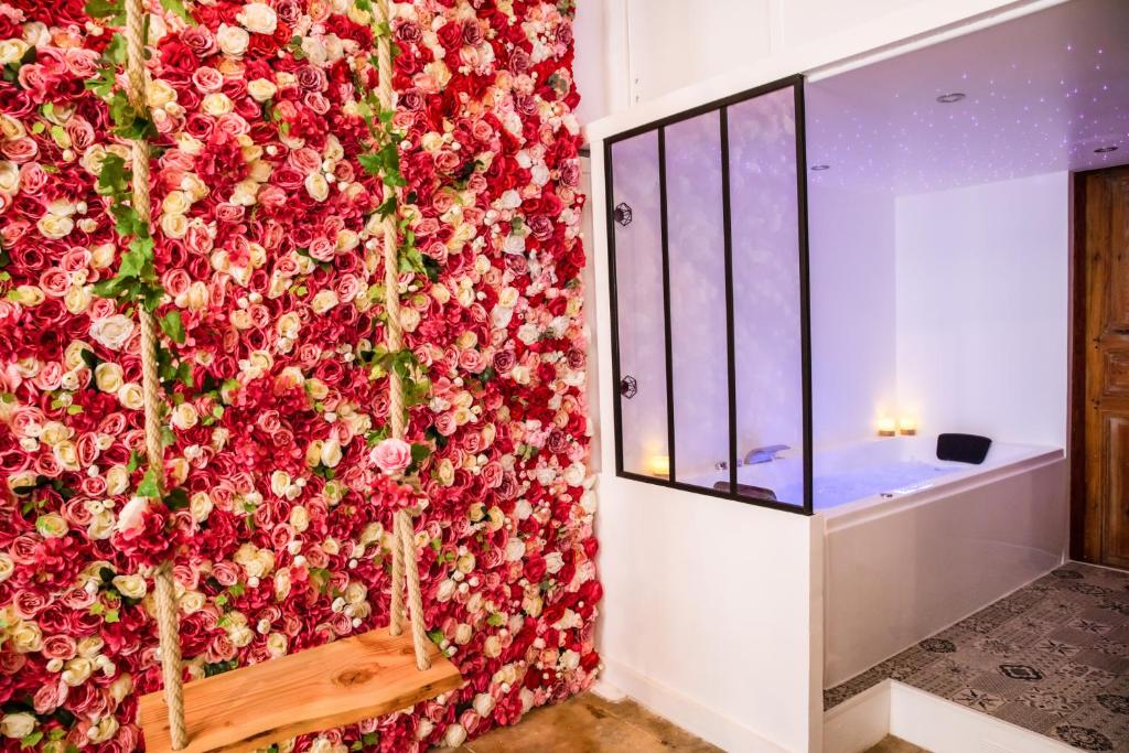Suite Romantique Jacuzzi — love room à Montpellier