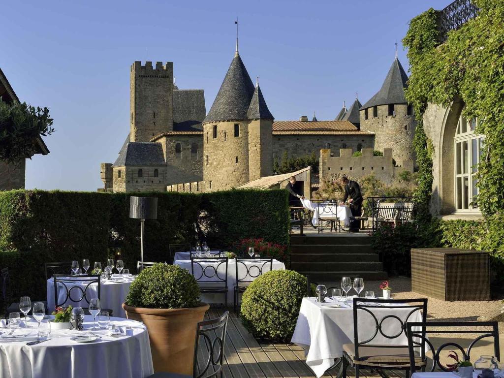 Hôtel de la Cité Carcassonne — love room à Carcassonne