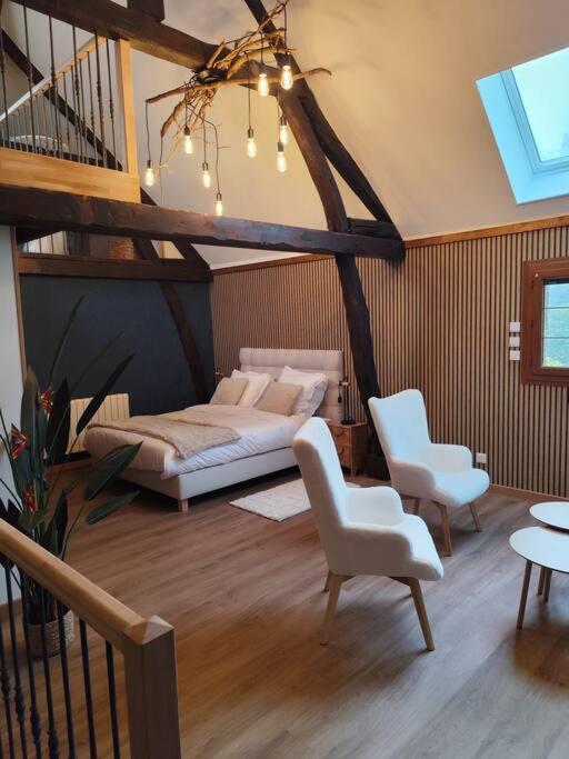 Le Petit Paradis — love room à Bouafles