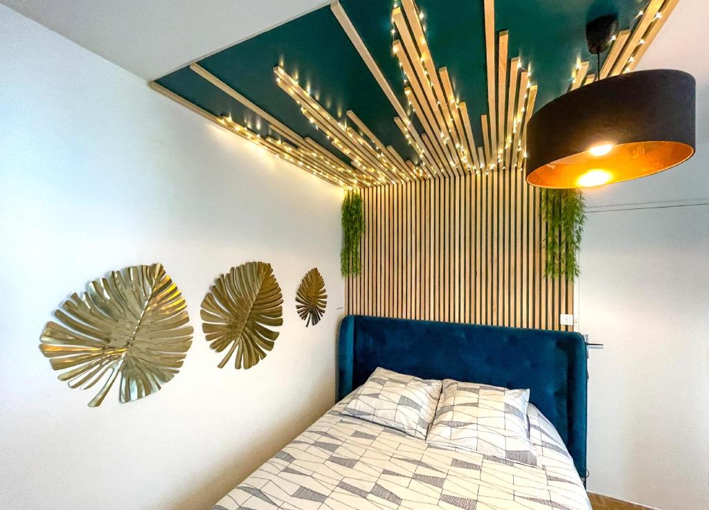 Votre Escale Boule d'Or — love room à Niort