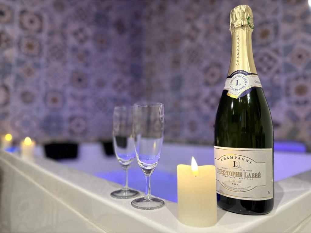 Loire Authion — love room à Angers