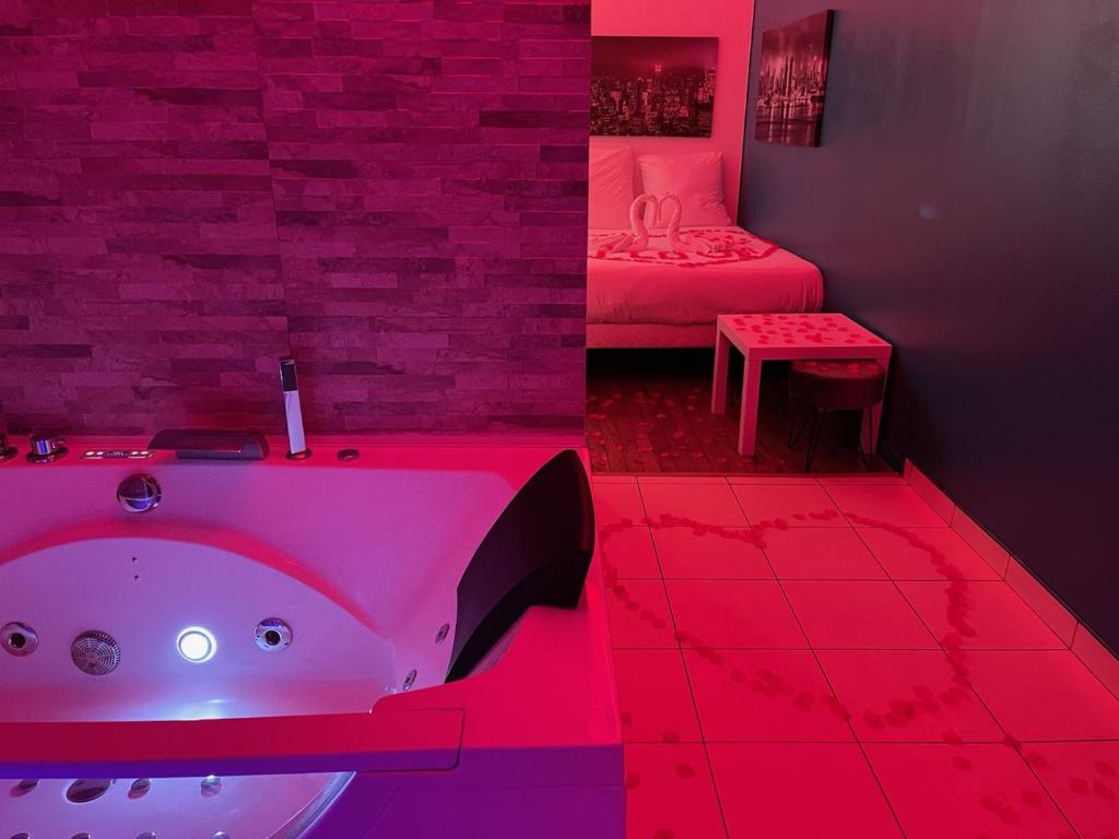 SPA Enzo — love room à Lyon