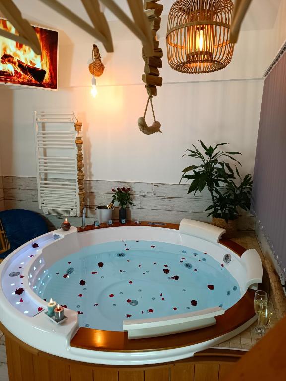 Le Maréchal Duplex — love room à Bayeux (4km)