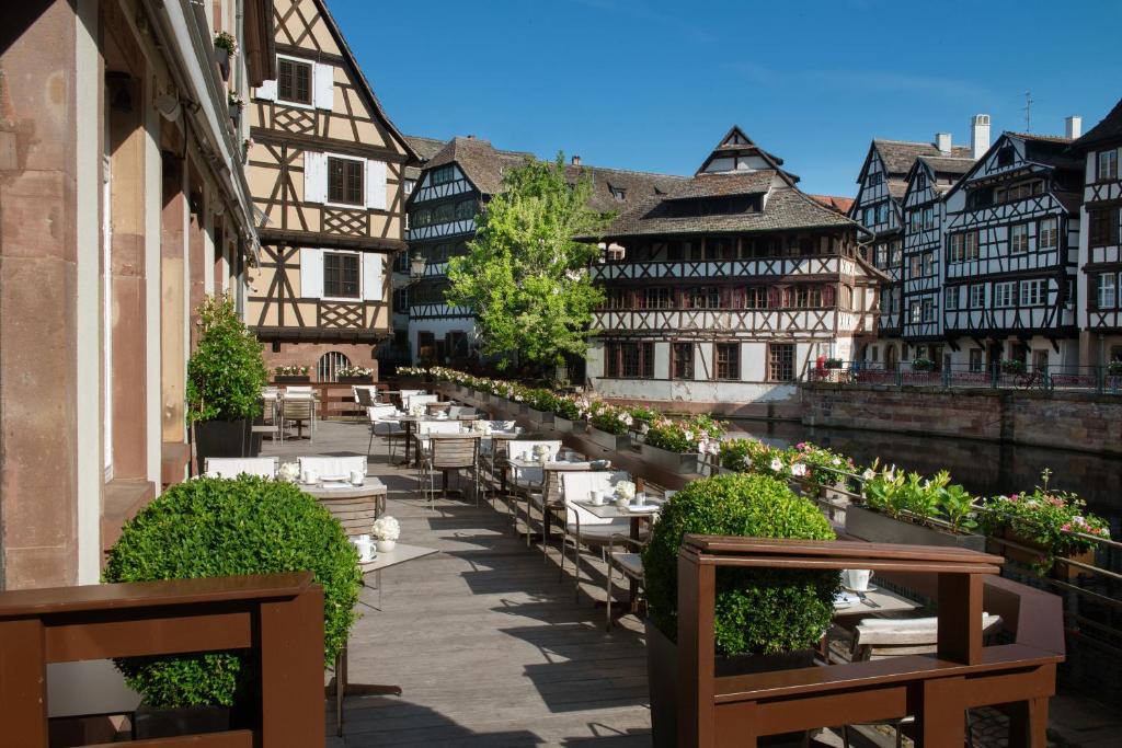 Hotel Rrégent Petite France — love room à Strasbourg