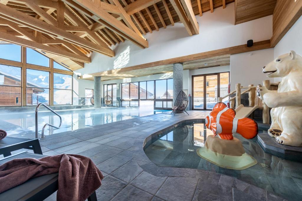 White Pearl Lodge — love room à La Plagne