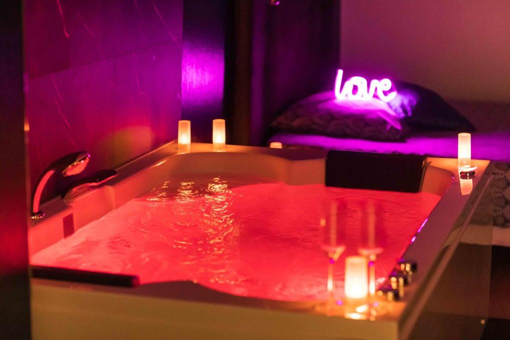 Spa & Détente — love room à Tours