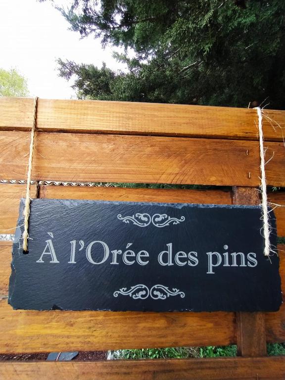 A l'Orée des Pins — love room à Hyères (15km)