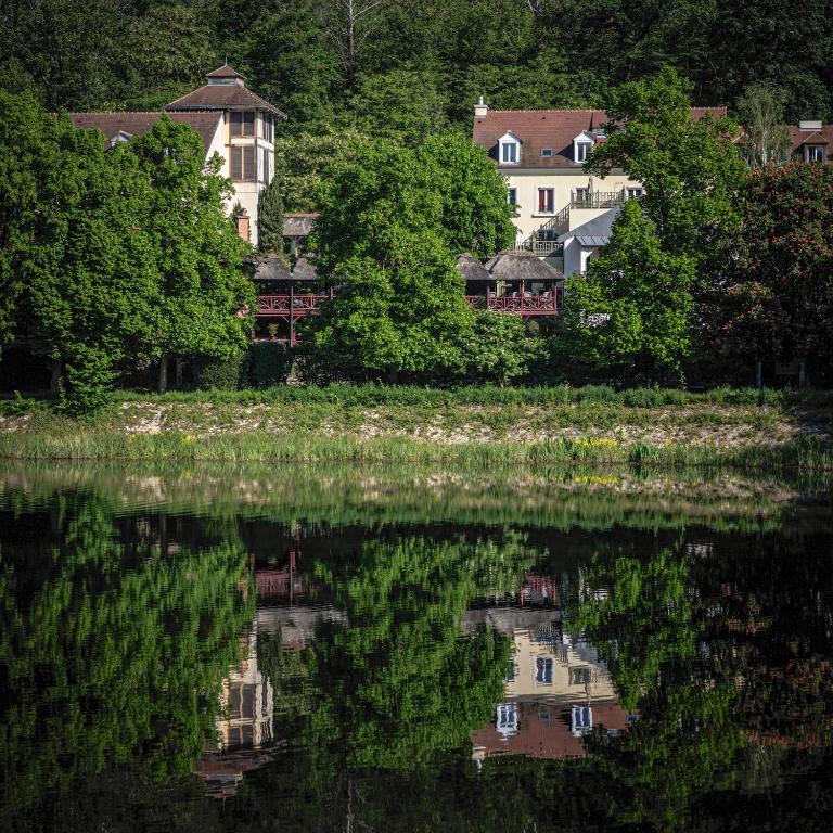 Les Etangs de Corot — love room à Ville-d'Avray