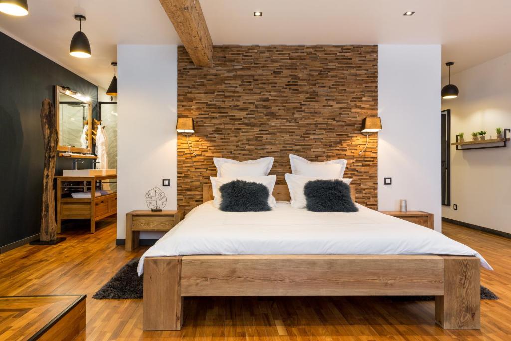 Les Suites Sainte Claire — love room à Annecy
