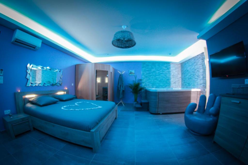 Nuit VIP Spa Sauna Privatif — love room à Plan de Cuques