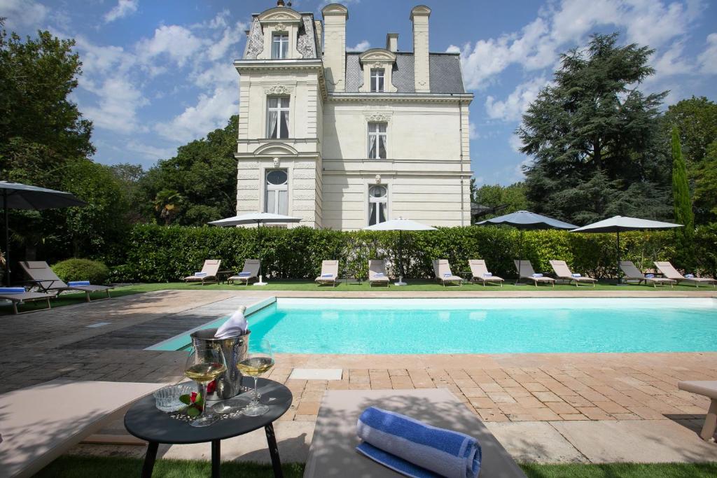 Château La Marquise — love room à Chênehutte