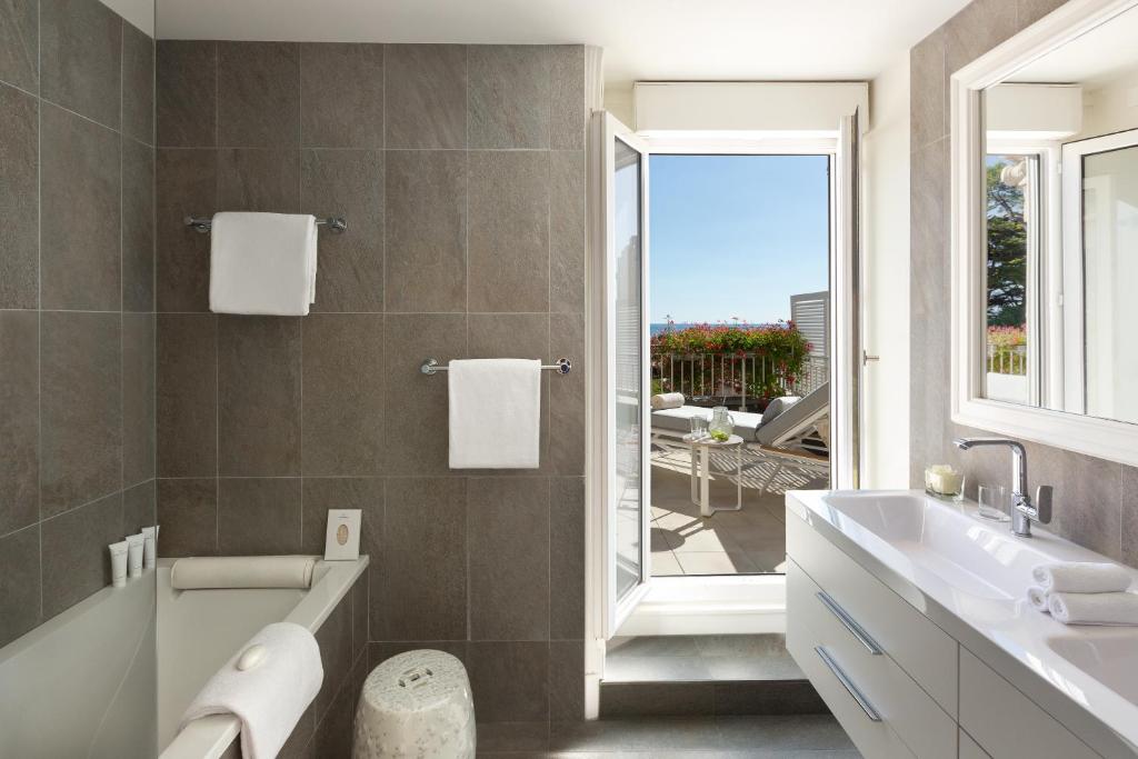 Hôtel Barrière Le Royal — love room à La Baule