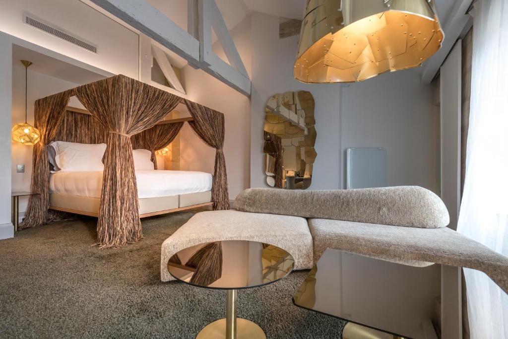 Yndo Hôtel — love room à Bordeaux Centre