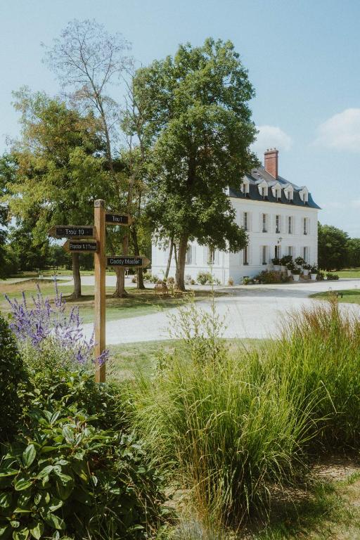 Domaine Du Roncemay — love room à Aillant-sur-Tholon