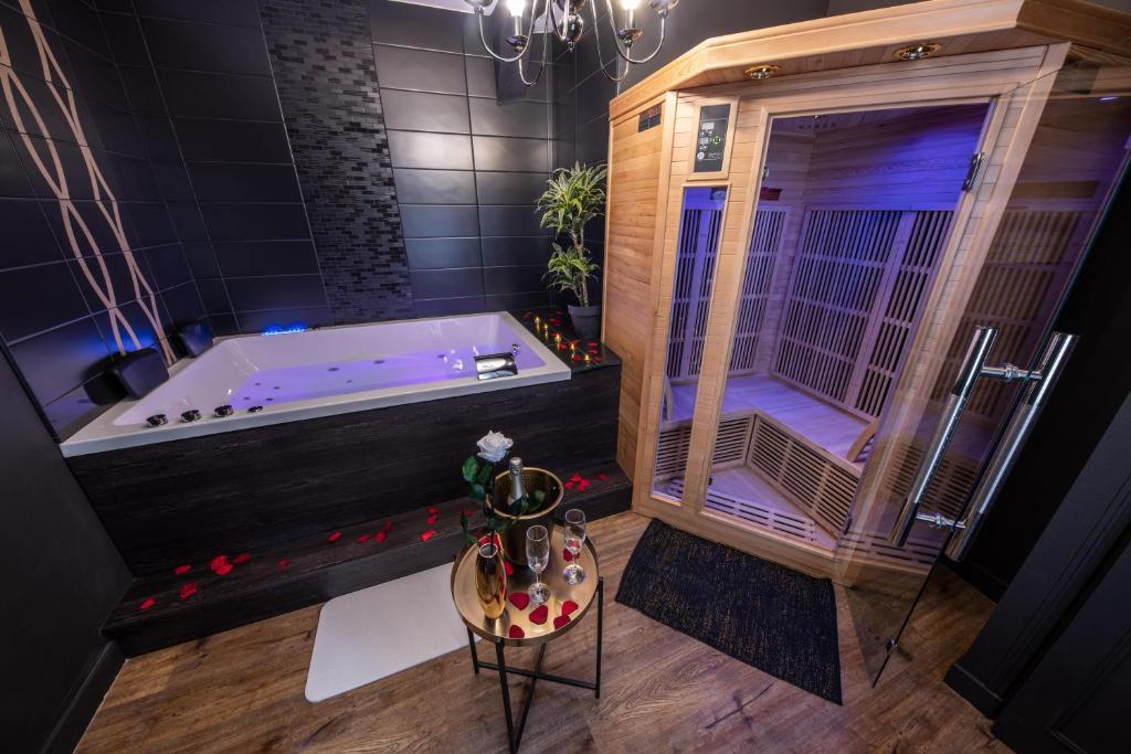 Urban Spa Romantique — love room à Troyes centre