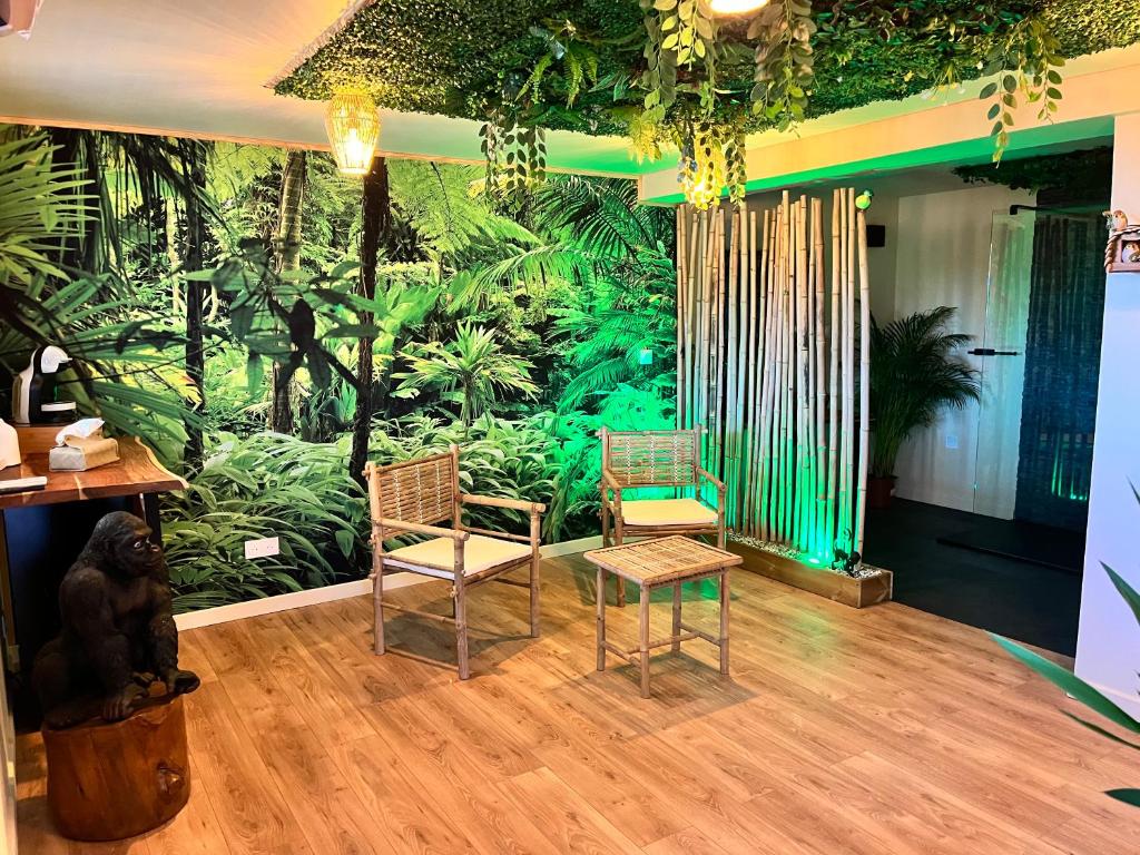Le Maquis Room — love room à Plan de Cuques