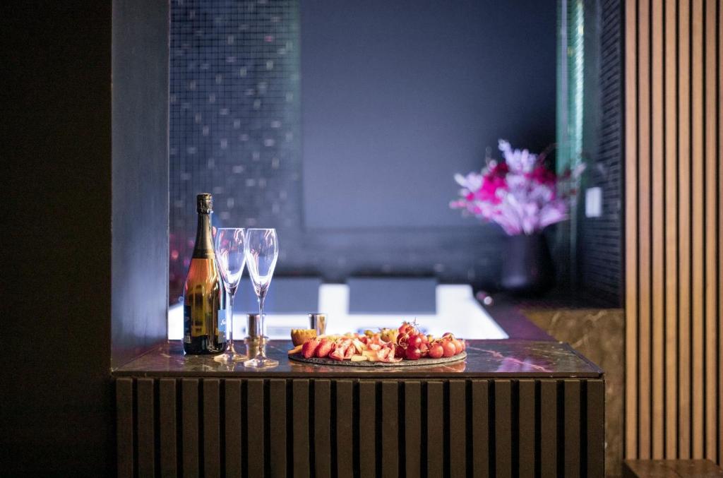One Night Love Room — love room à Toulouse