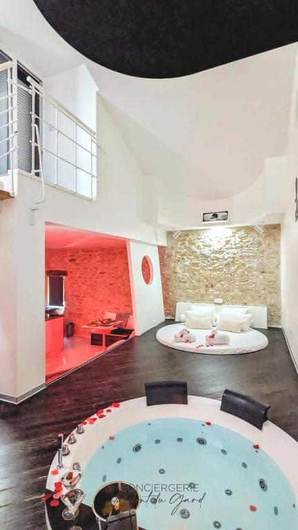 Loft Deliciae — love room à Monteux (17km)