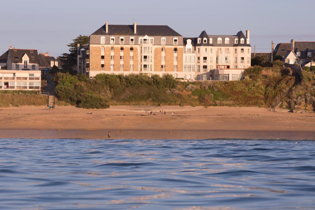 Residence Reine Marine — love room à Saint-Malo