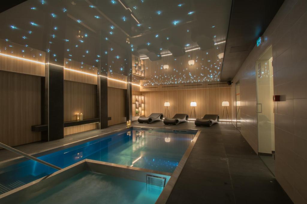 L' Hôtel & Spa Ribeauville — love room à Ribeauvillé