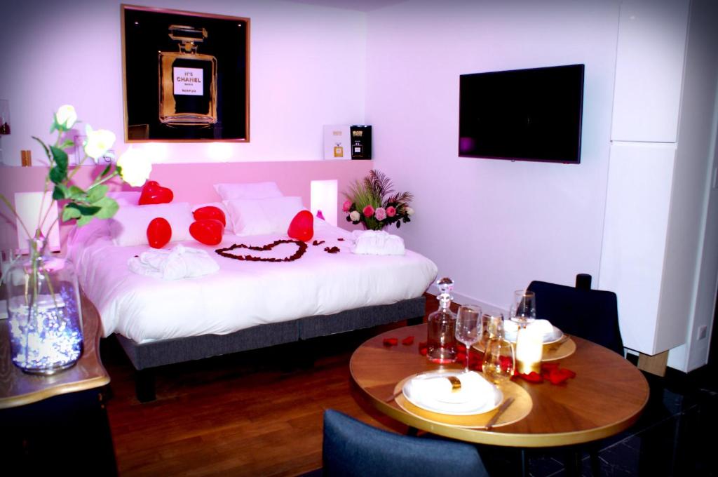 Le Venus — love room à Dijon