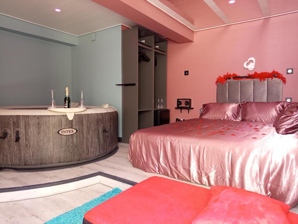 Love Room Du Moulin — love room à Rimons