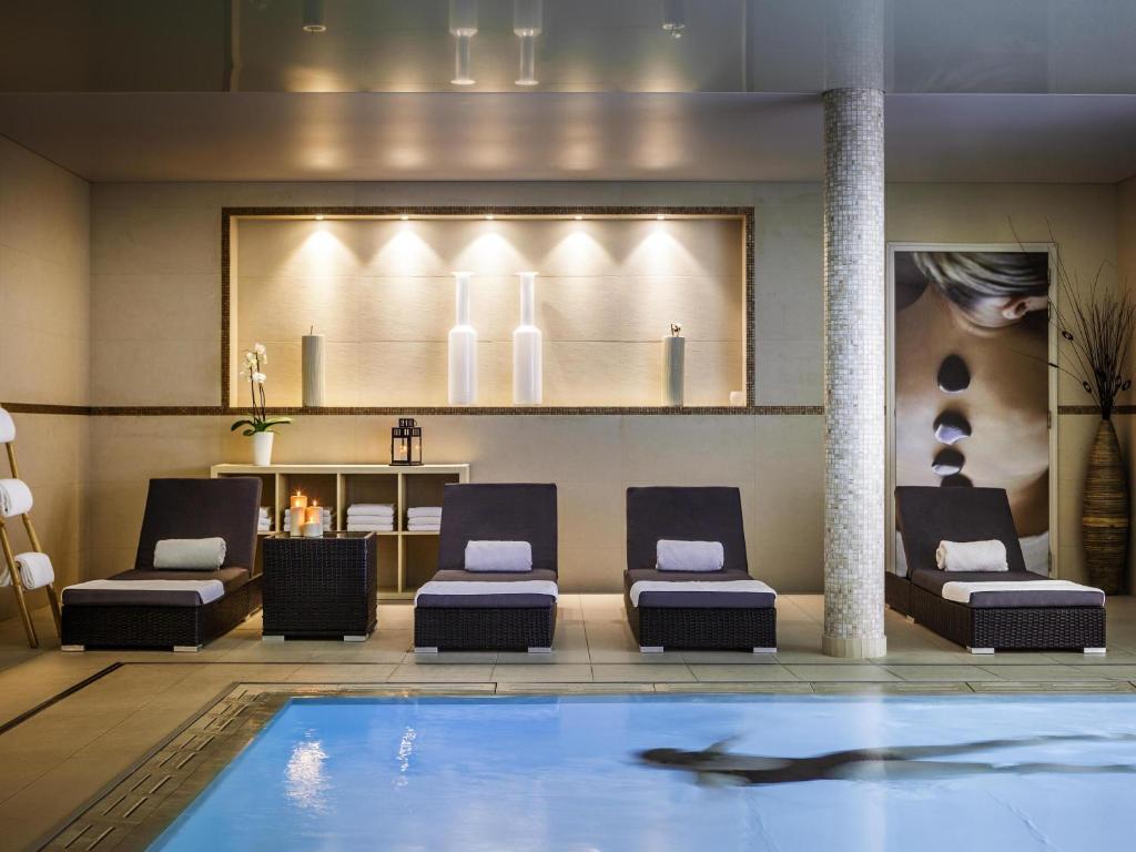 Novotel SPA Rennes — love room à Centre-ville de Rennes