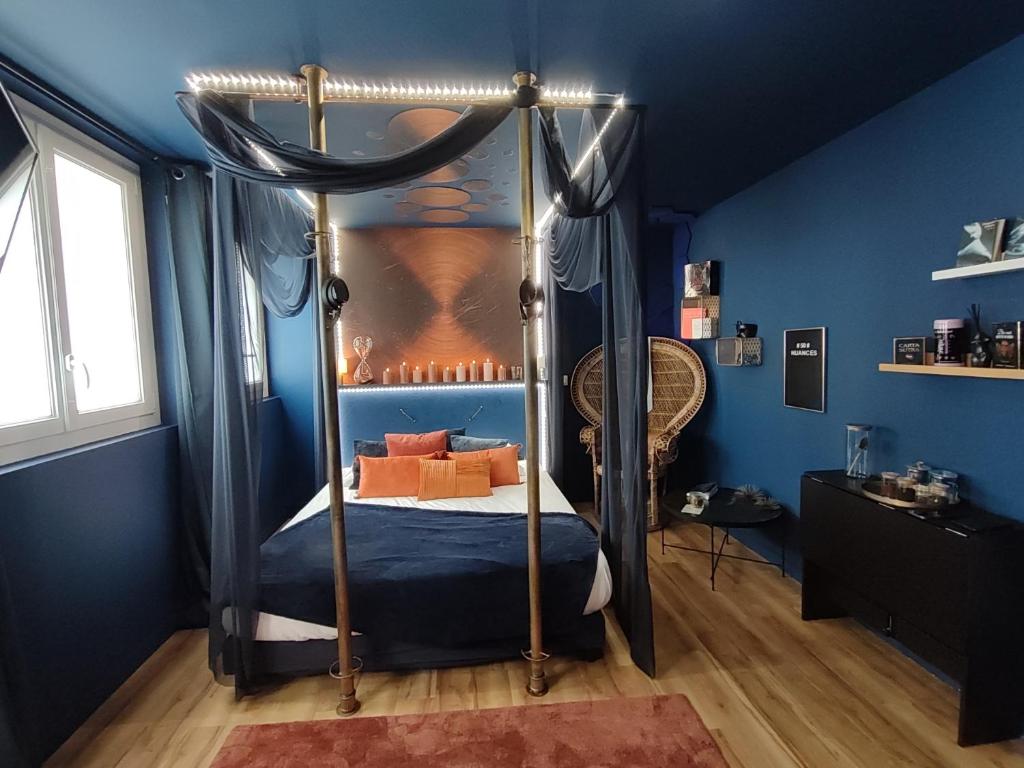 Suite 50 Nuances Balnéo — love room à Caen