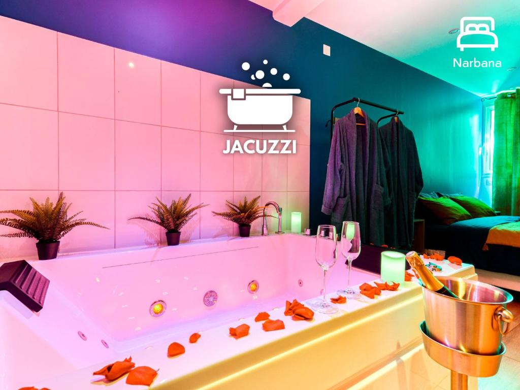 Jacuzzi Appartement — love room à Narbonne