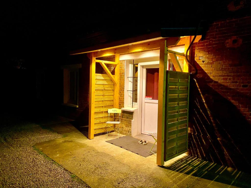 Suite avec Jacuzzi et Sauna — love room à Évreux